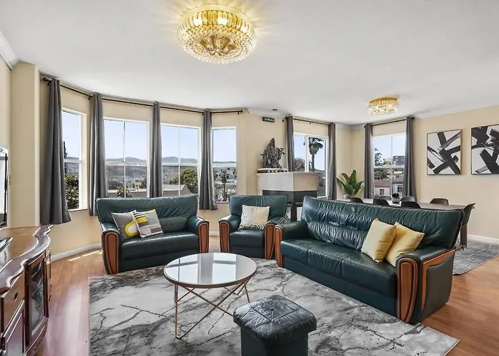 Beautiful Spacious House 2Br / 4Br In Silver Terrace San Francisco